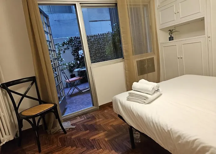 Camelias Apartament *